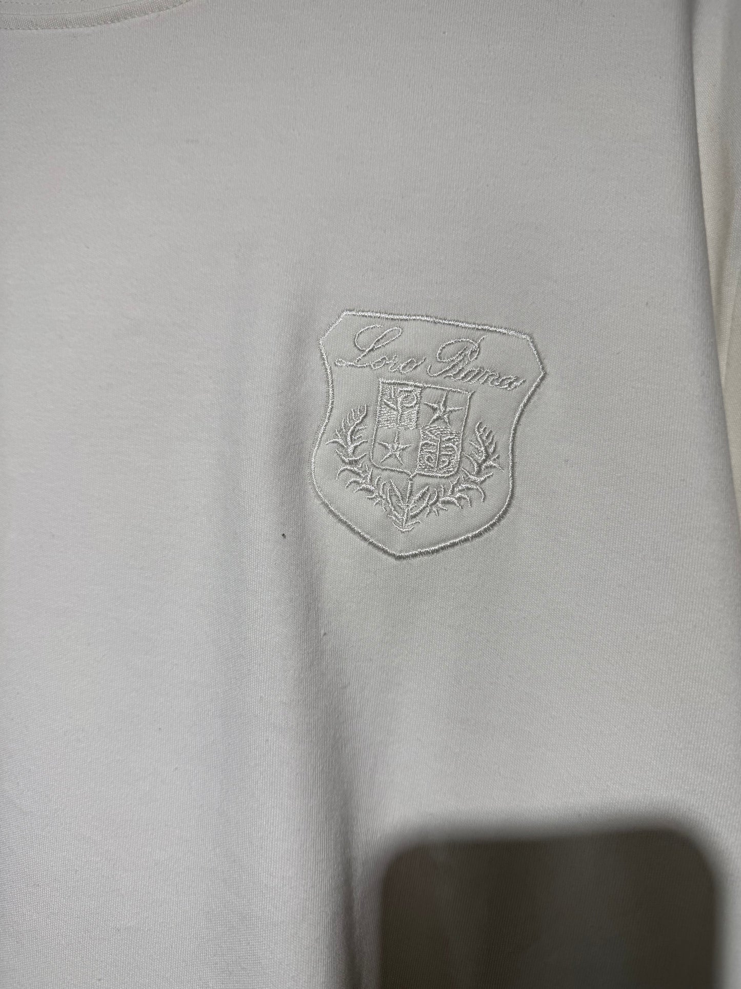 Loro Piana Escudo Bordado
