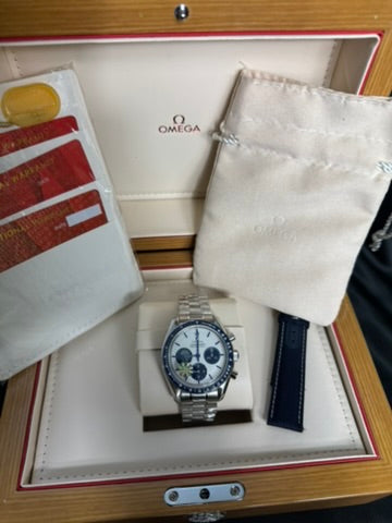 Omega Speedmaster "Snoopy"