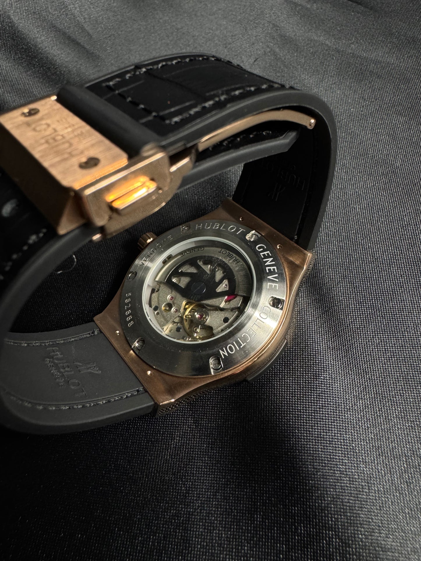 Hublot Classic Fusion King Gold Diamonds Black Dial