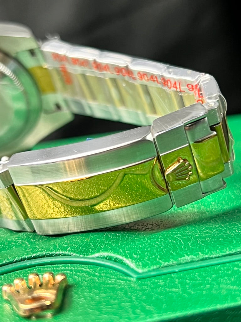 Rolex Submariner Bluesy