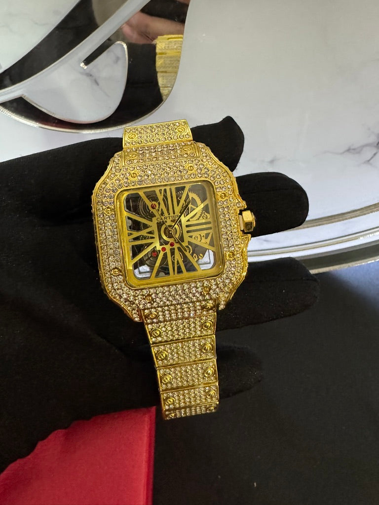 Reloj Cartier Santos Skeleton Full Ice Dorado