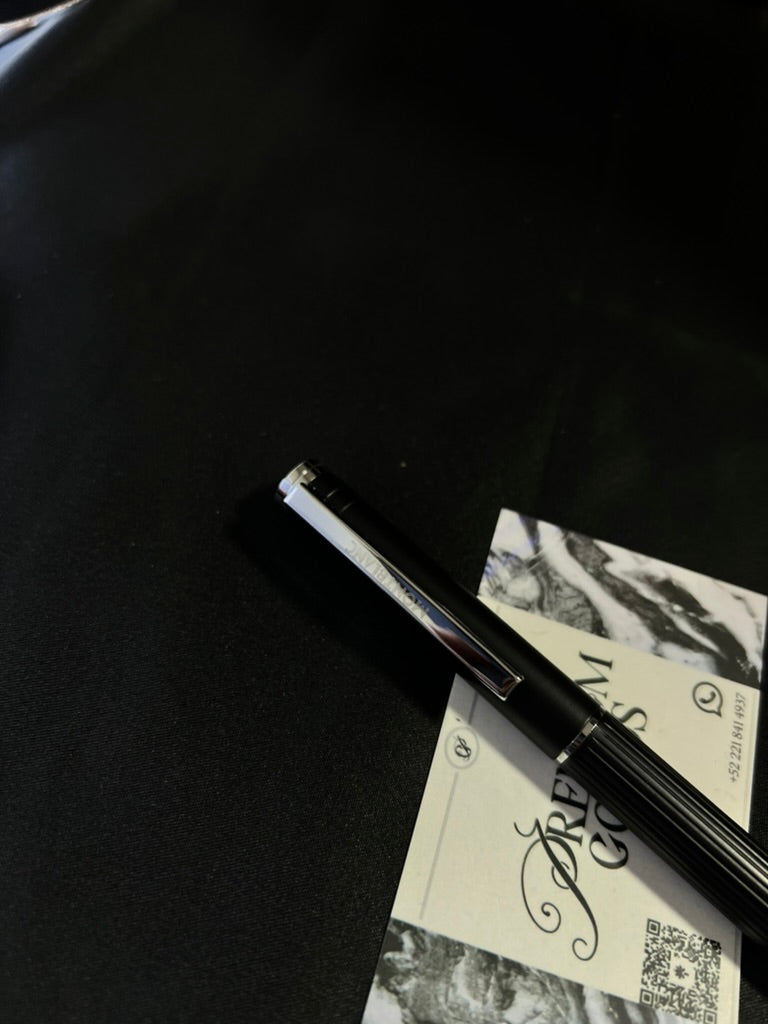 Pluma Mont Blanc Negra con detalles en Plata