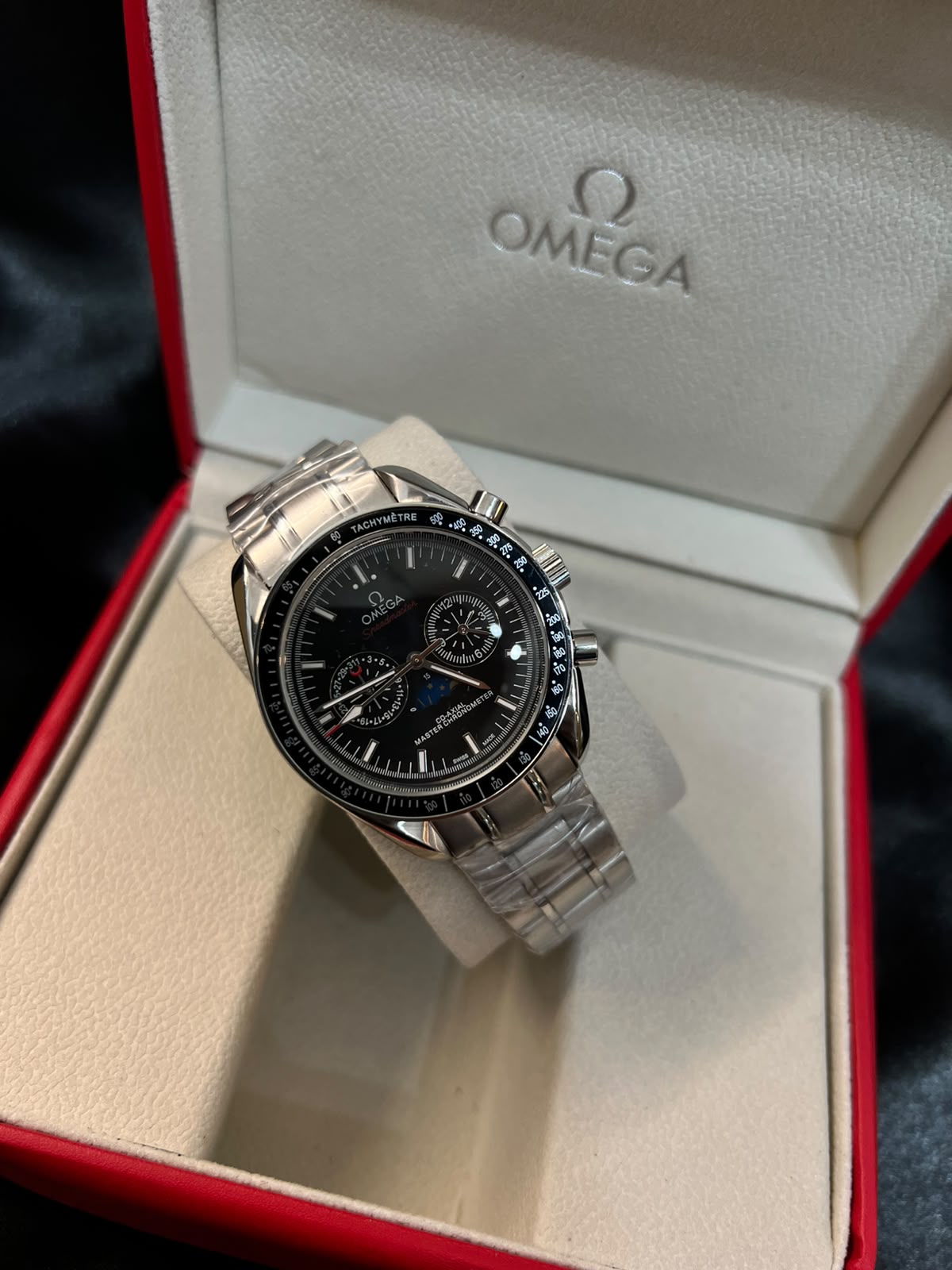 Omega Speedmaster Moonphase