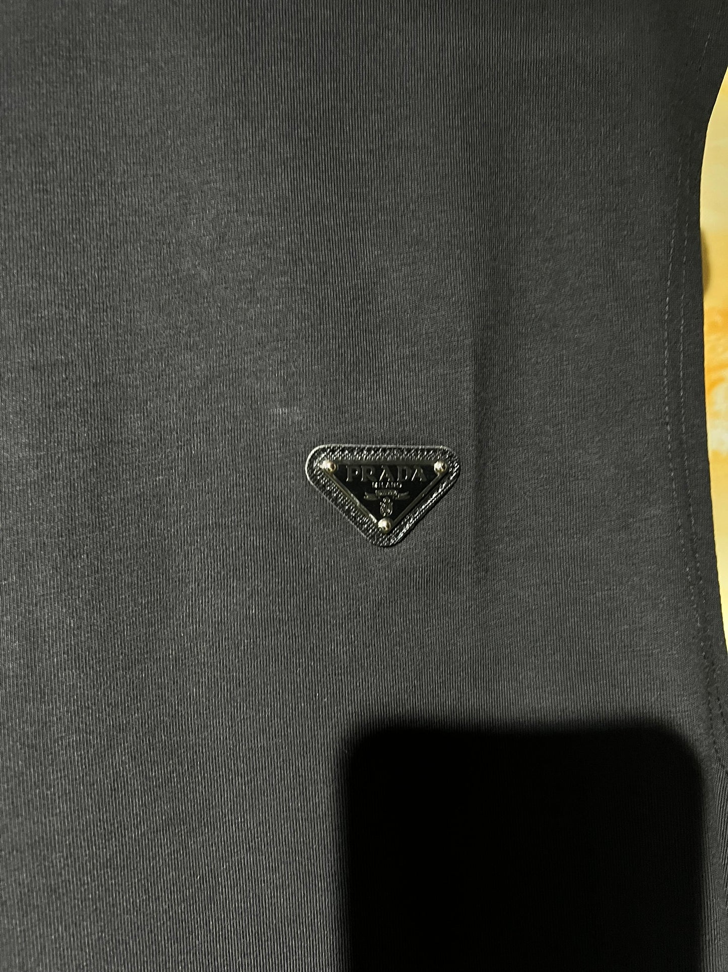 Prada Sleeveless Tee Negra