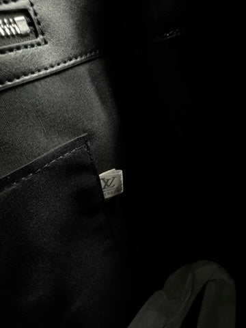 Louis Vuitton Sac Plat Portafolio Monogram Eclipse