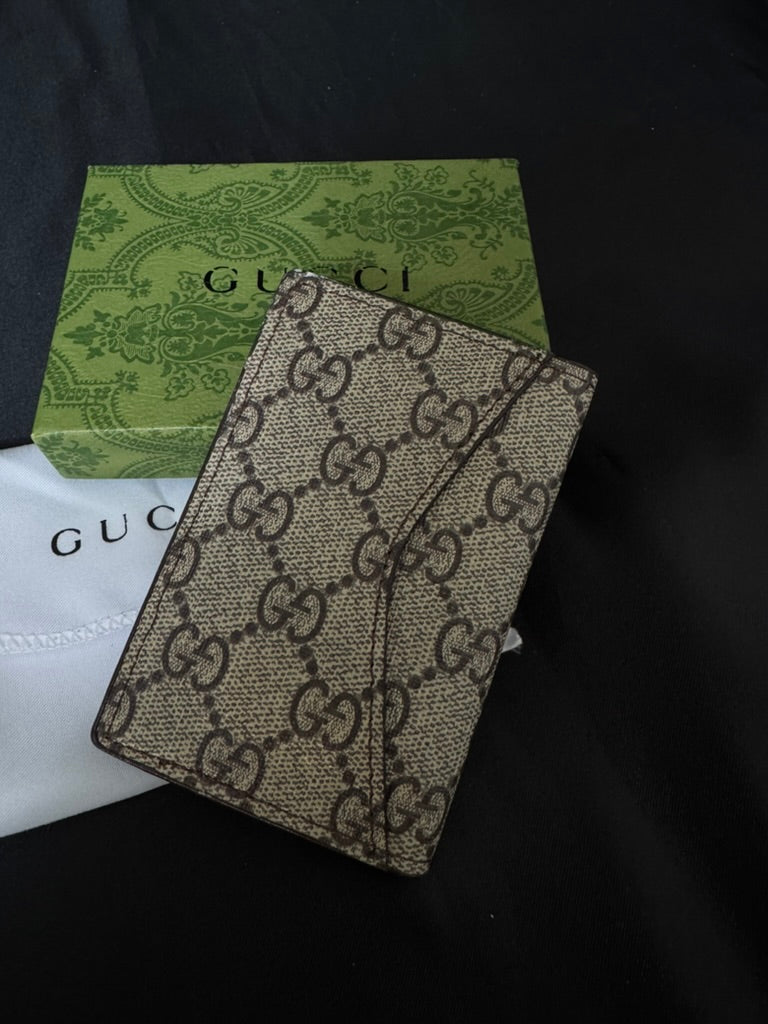 Gucci Tarjetero Pocket Classic Monogram