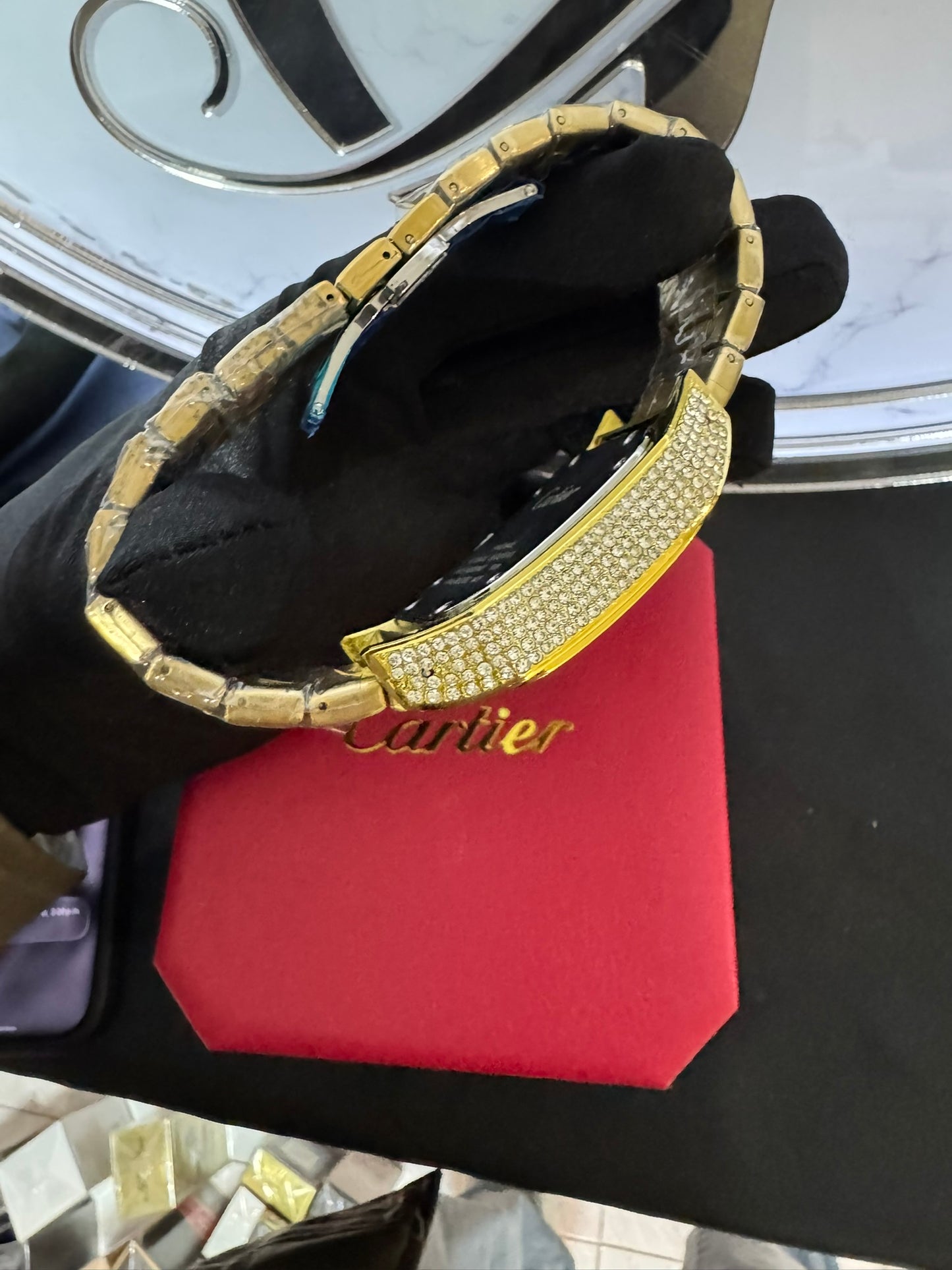 Reloj Cartier Santos Full Ice Dorado