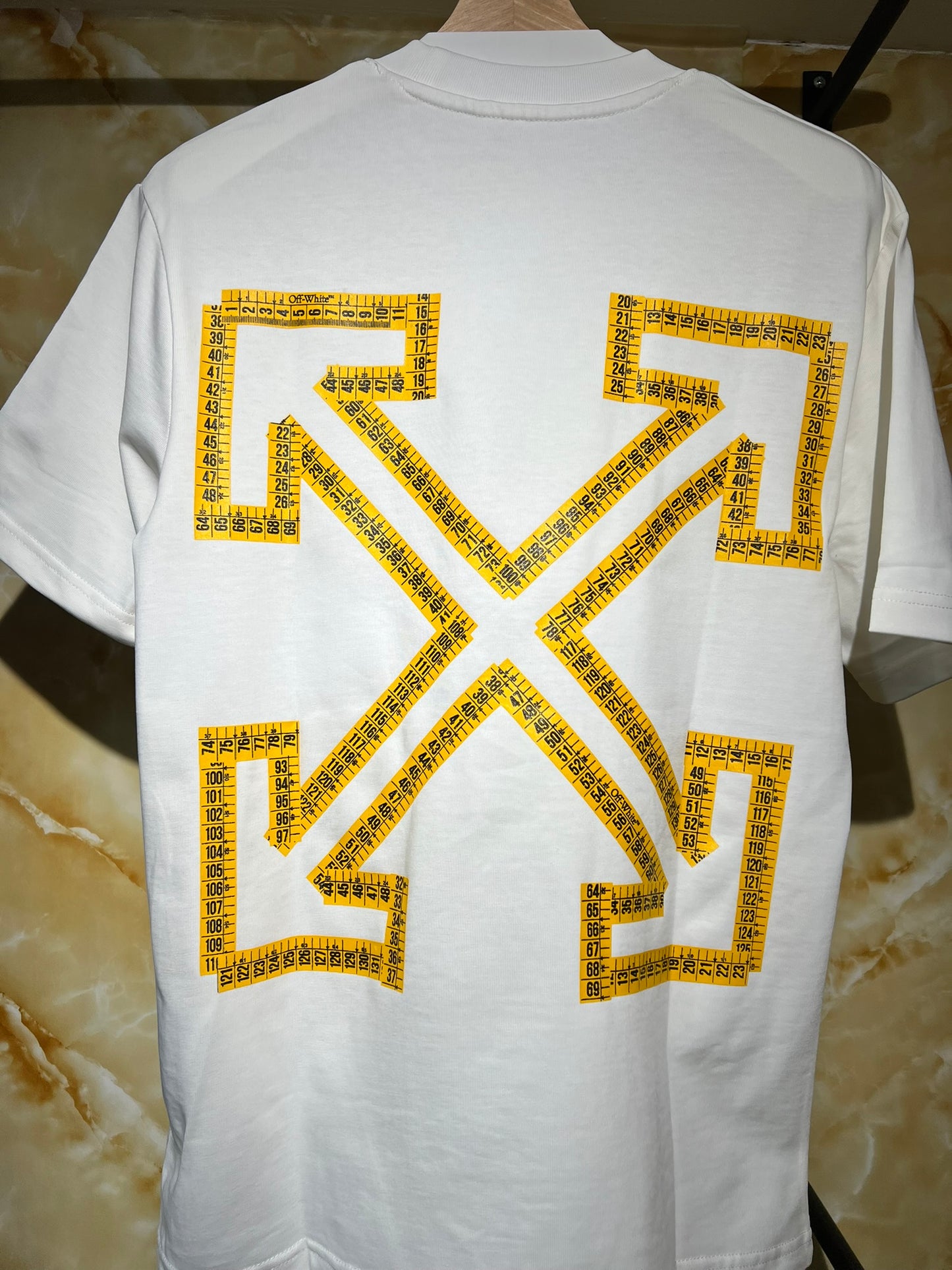 Off-White Tape Arrows Tee Blanca