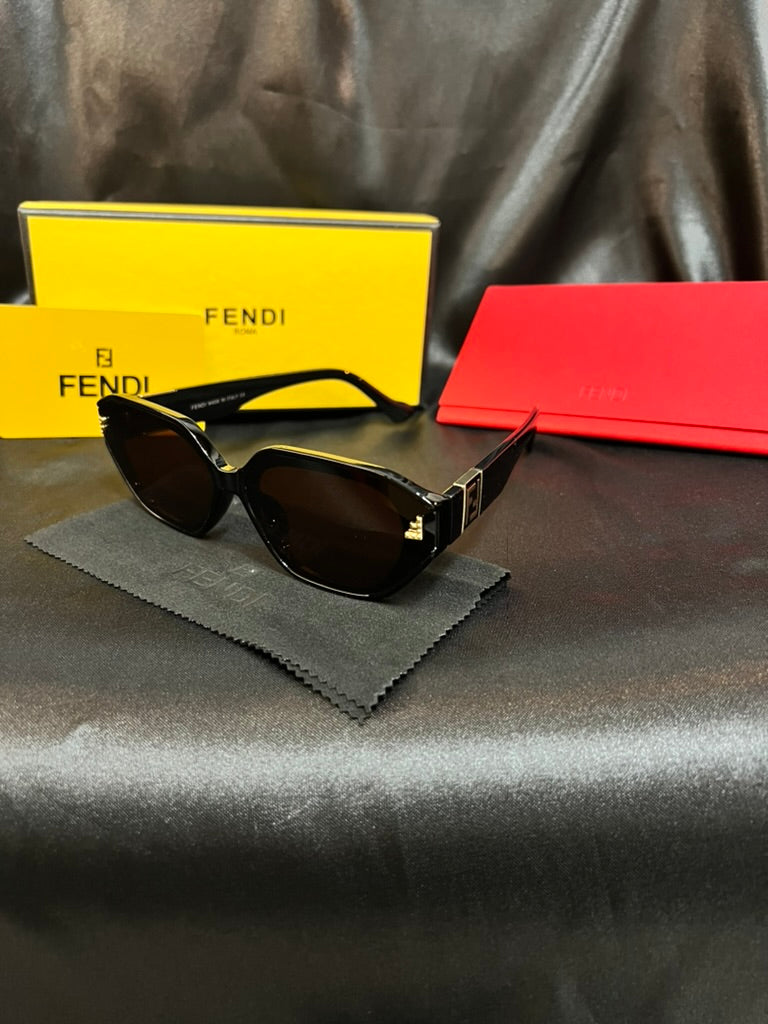 Lentes Fendi Negro Placa Metalica