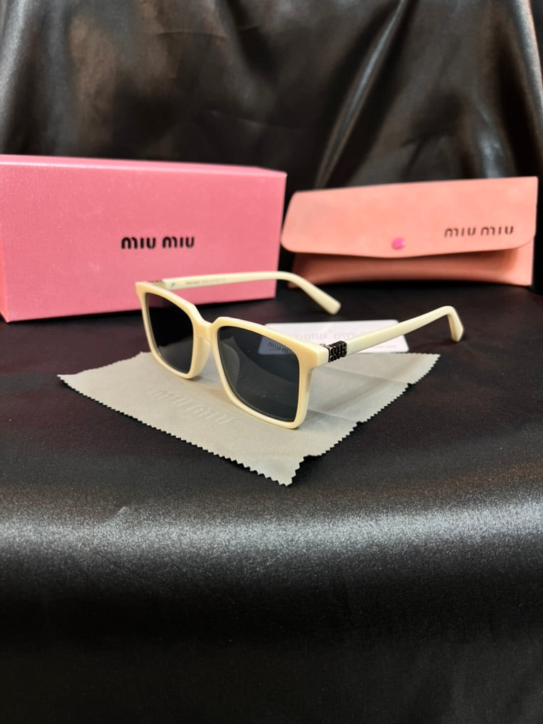 Lentes Miu Miu Geometrico Negro