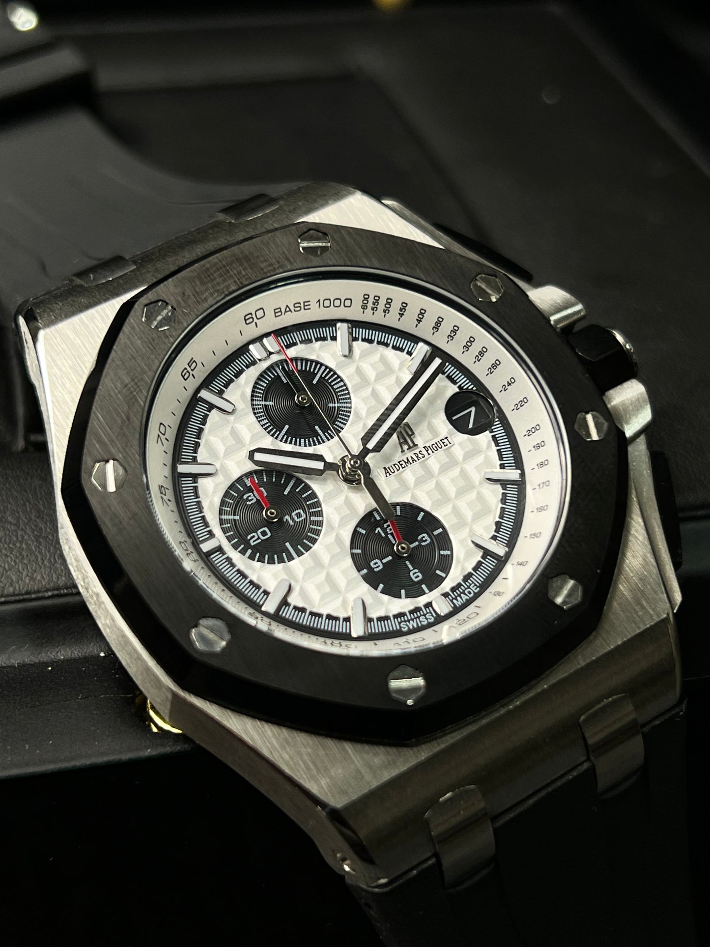 Ap "Off Shore" Panda Chrono