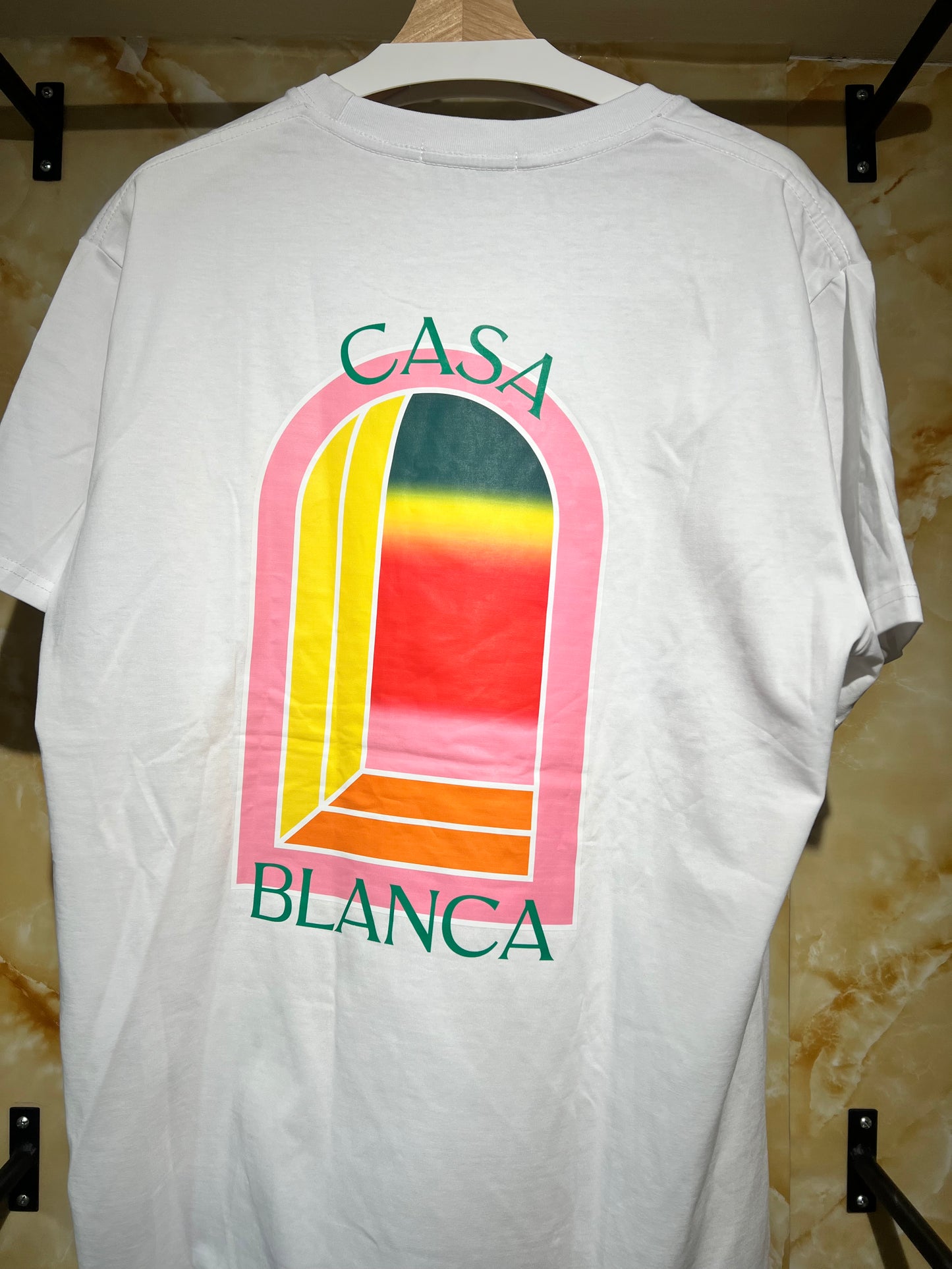 Casa Blanca Gradient Arch