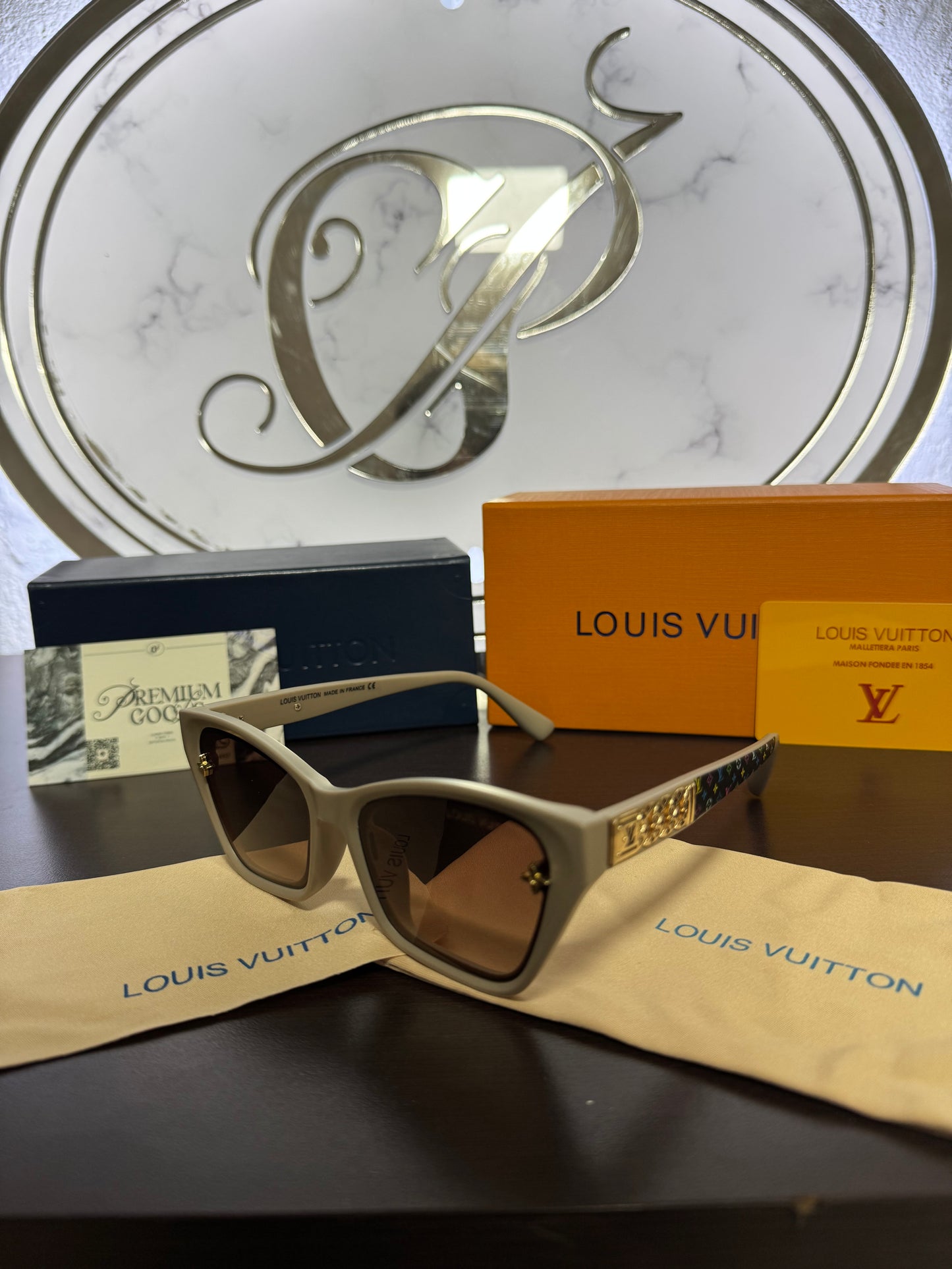 Lentes Louis Vuitton Cafe
