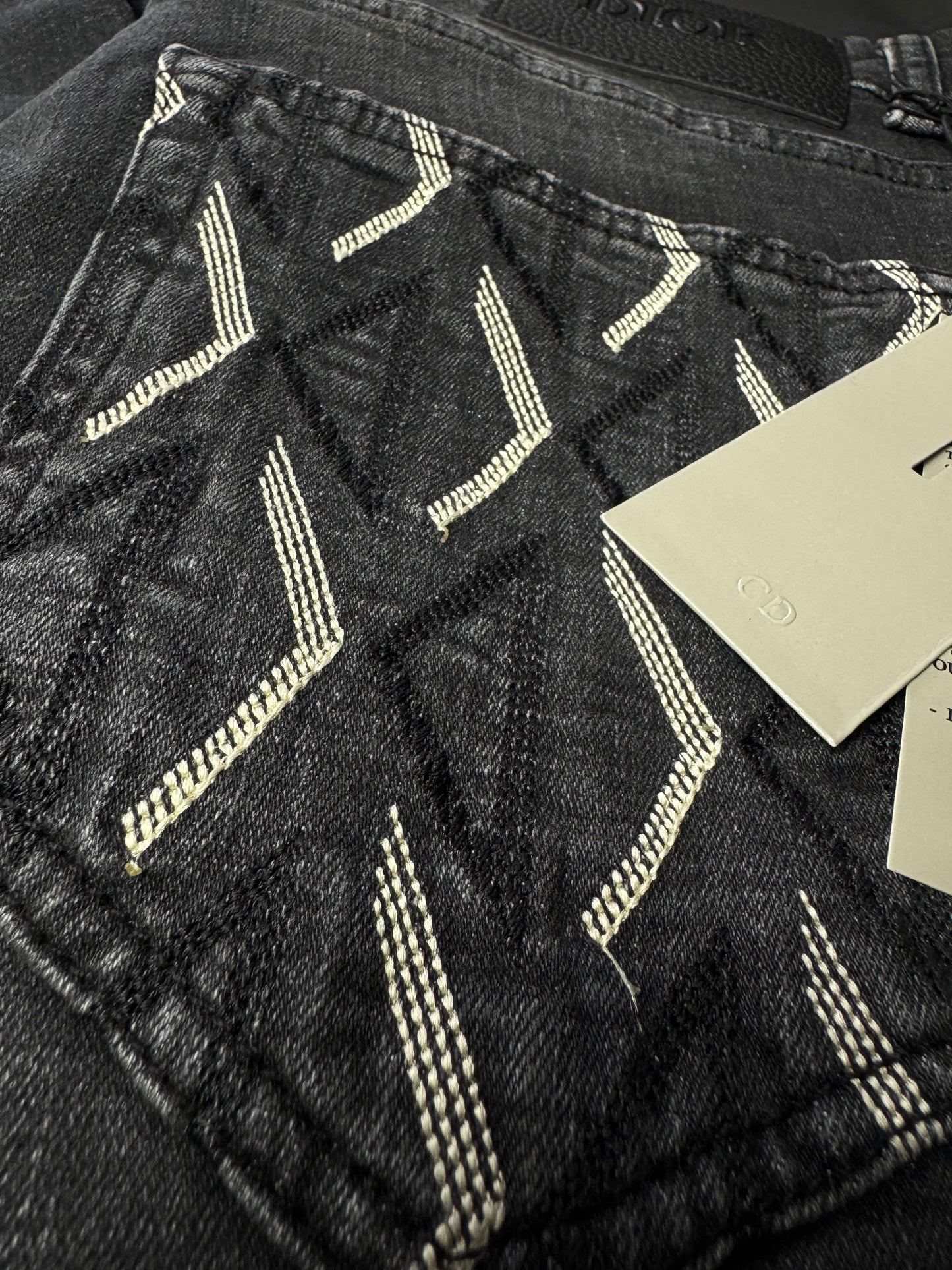 Jeans Dior Negro Logos Bordados