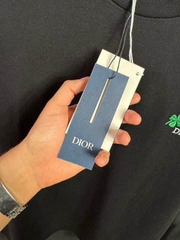 Playera Dior Trebol Bordado Negro UA