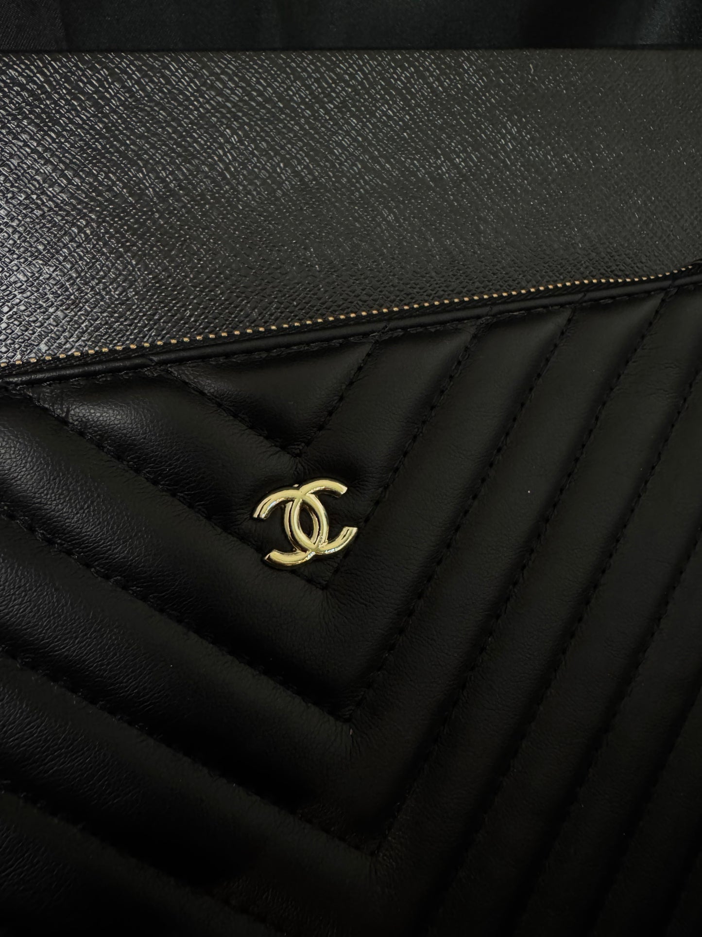 Chanel Estuche Lineal