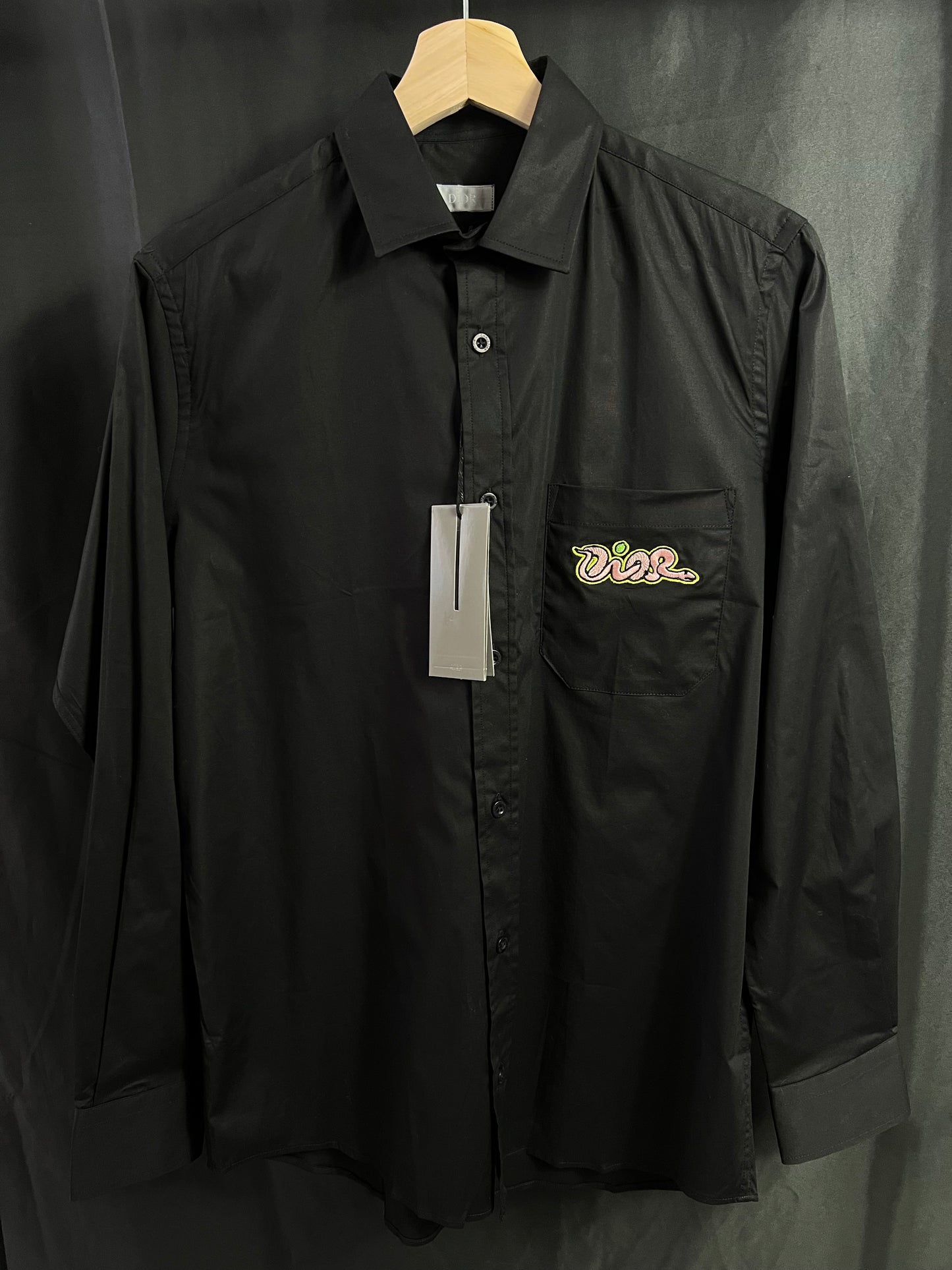 Camisa Dior Kaws Logo Negra UA