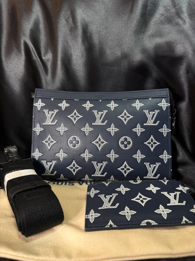 Louis Vuitton Messenger Monogram Blue