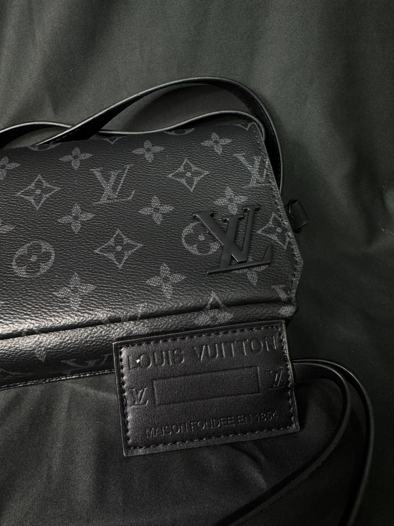 Louis Vuitton Mini Trunk – Monogram
