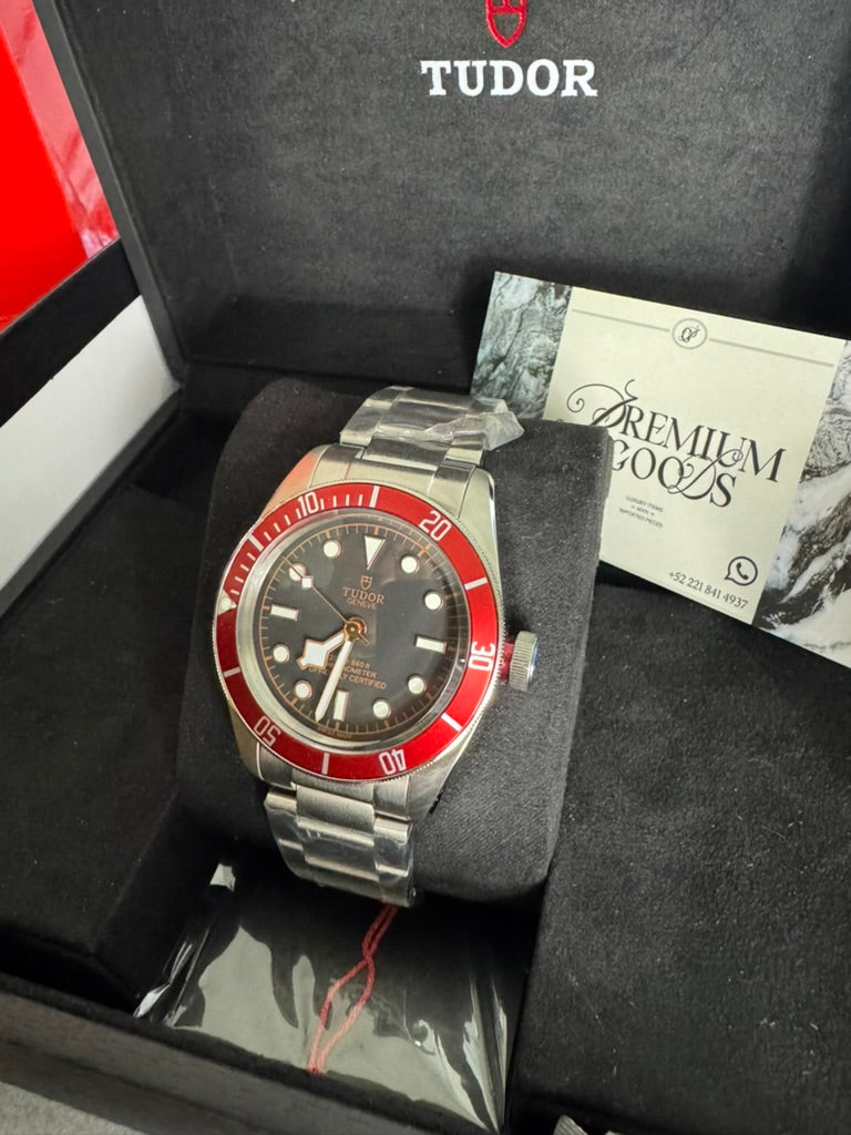 Tudor Black  Bay 58 Rojo