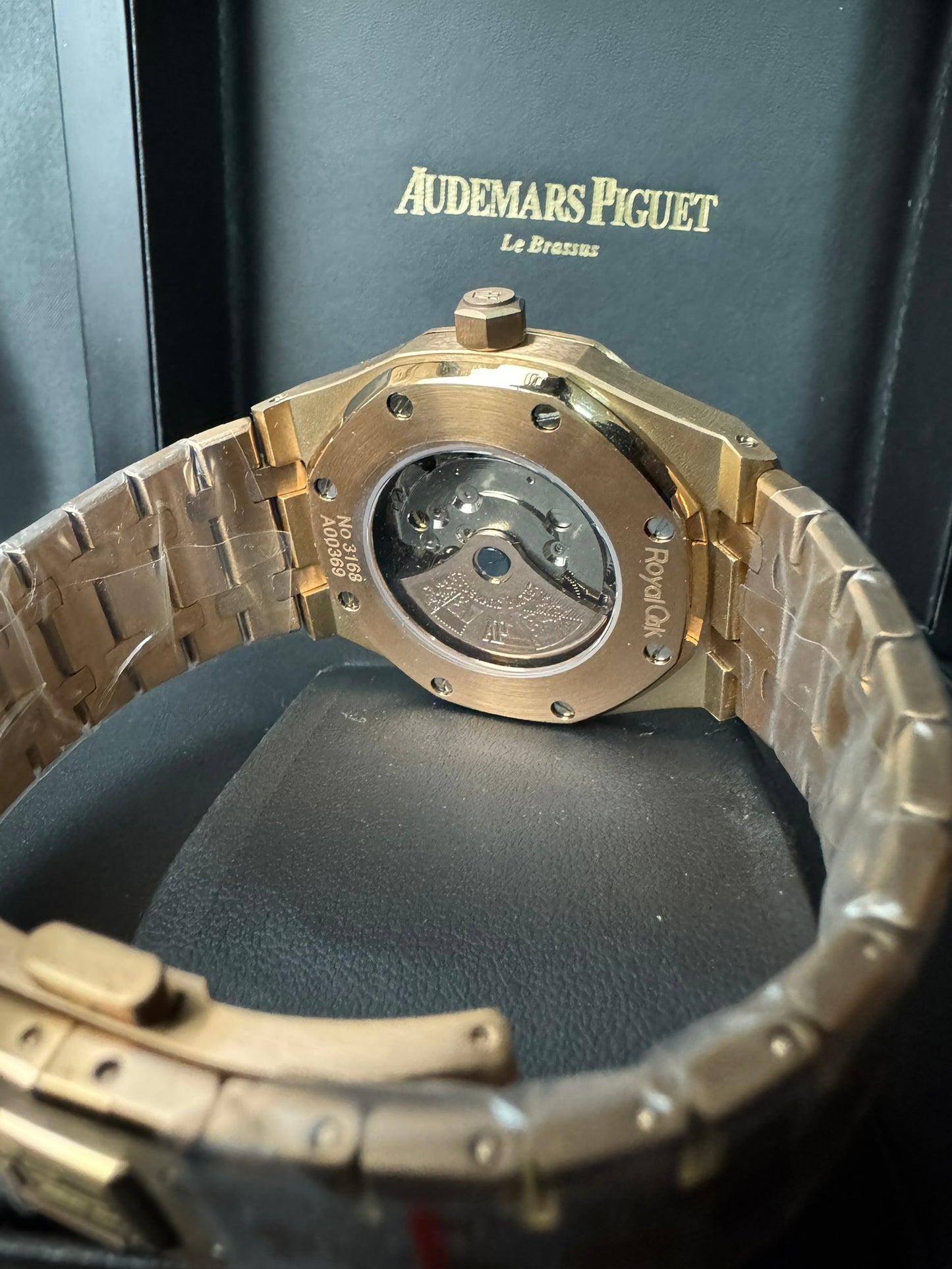 AP Royal Oak Oro Rosa