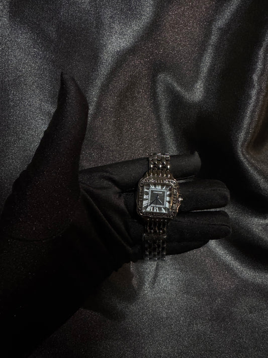 Reloj Cartier Panthere Negro detalle Pedrería
