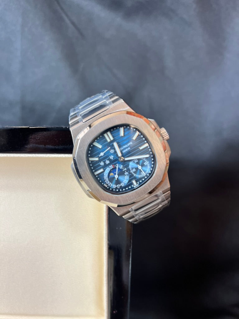 Patek Philippe Nautilus Fase Lunar Azul