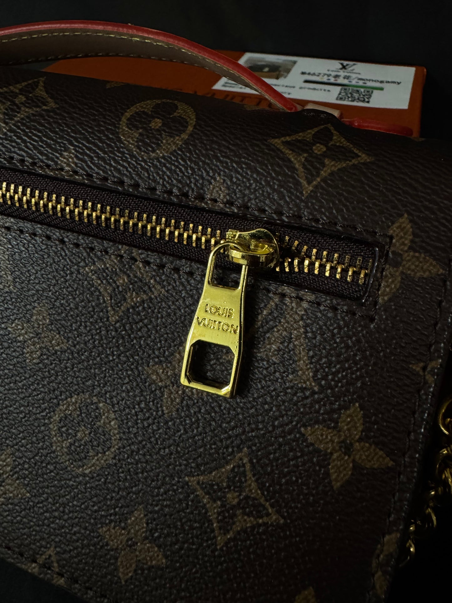 Louis Vuitton Pochette Métis Monogram