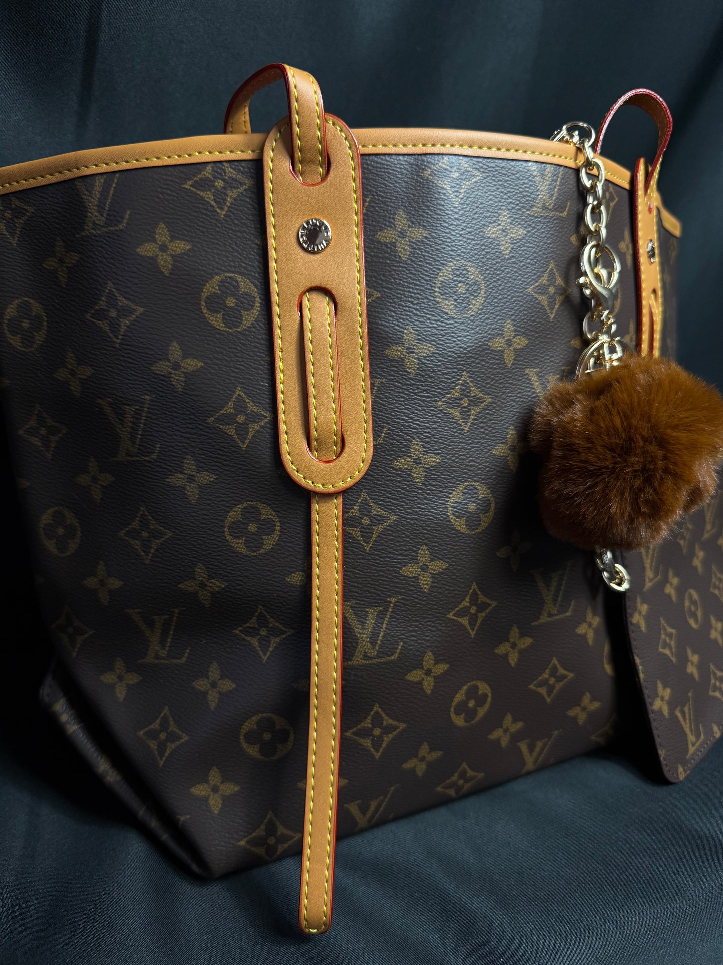Louis Vuitton Neverfull Medium Classic Monogram