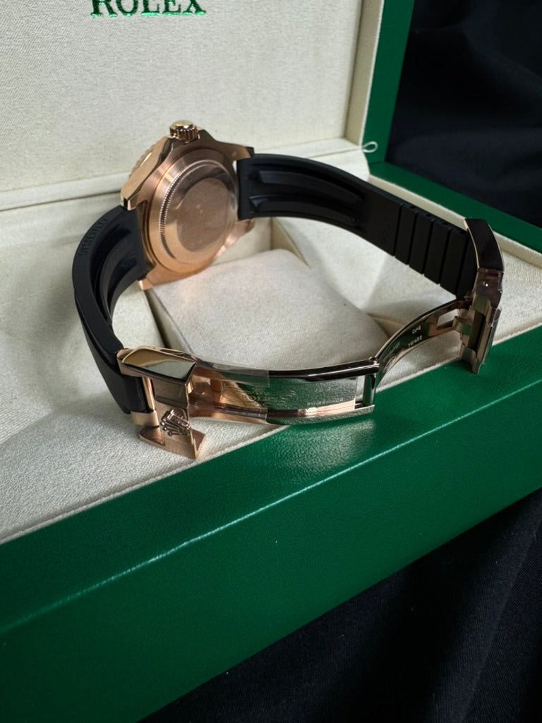 Rolex Yacht Rose Gold Rainbow Diamonds