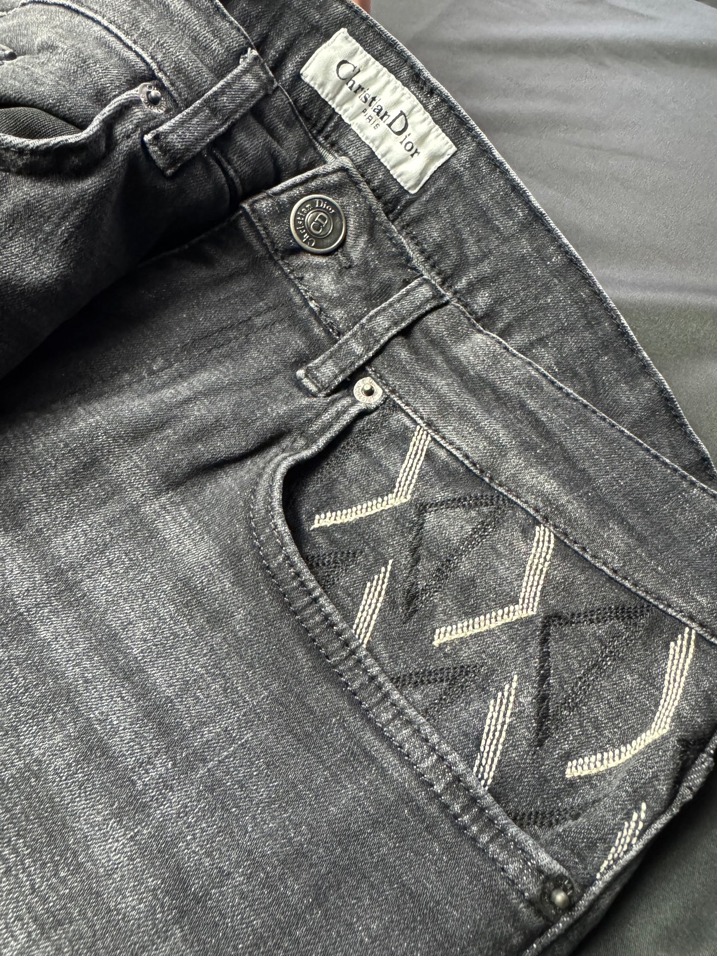 Jeans Dior Negro Logos Bordados