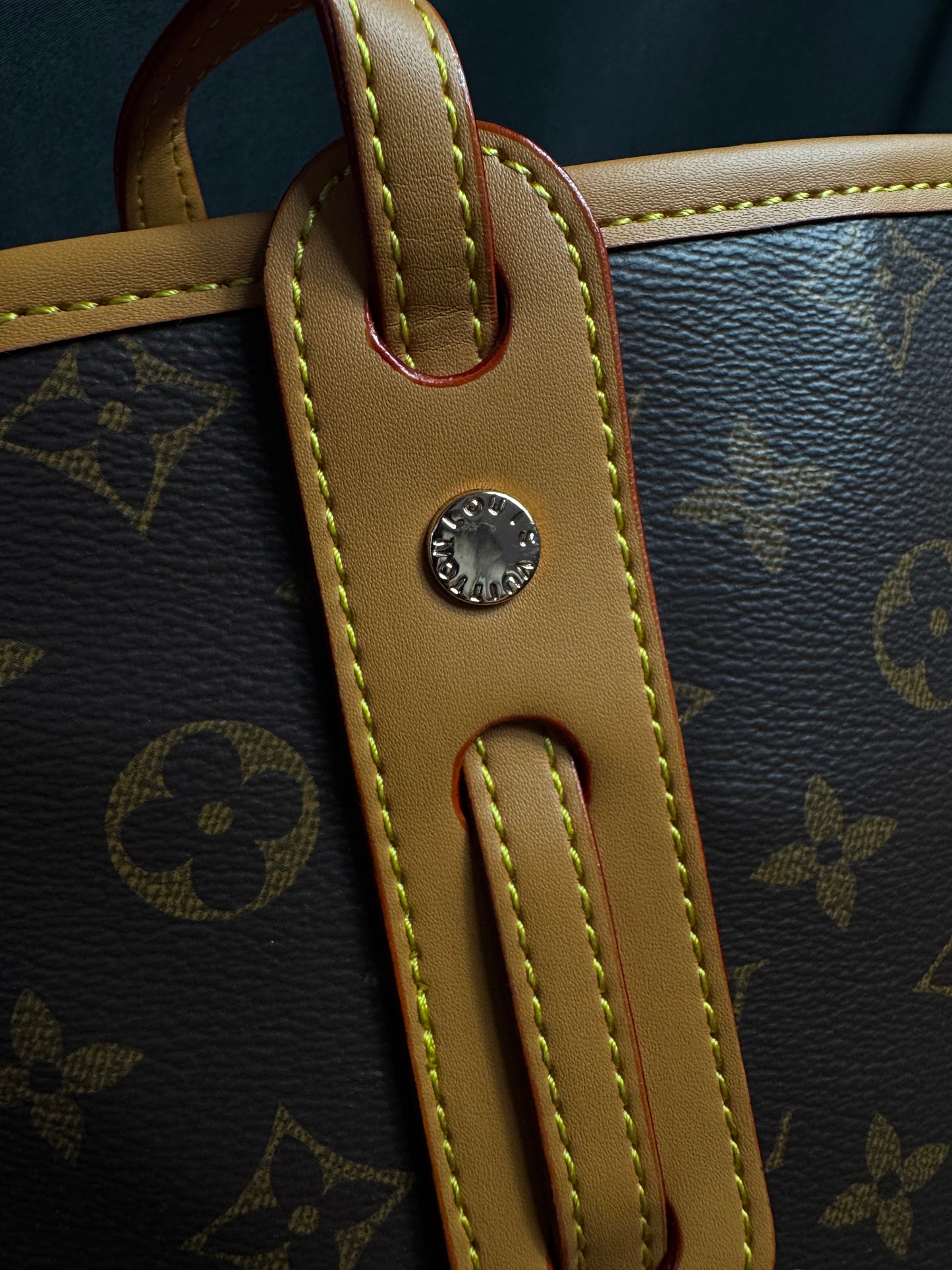 Louis Vuitton Neverfull Medium Classic Monogram