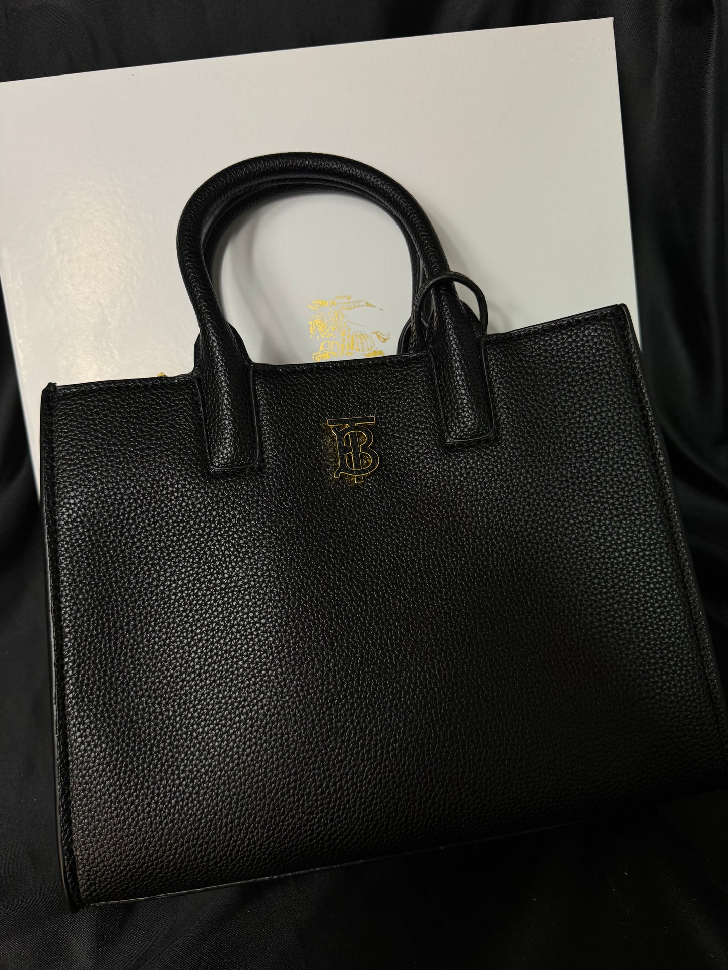 Burberry Mini Francis TB Negra