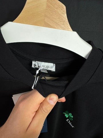 Playera Dior Trebol Bordado Negro UA