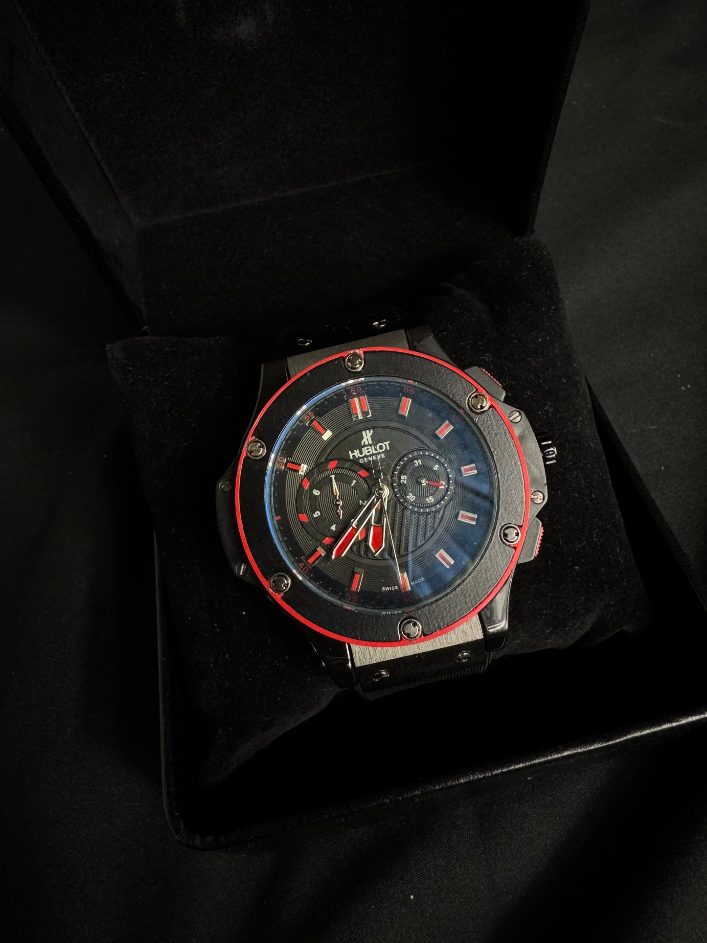 Hublot Big Bang Black Red Ceramic