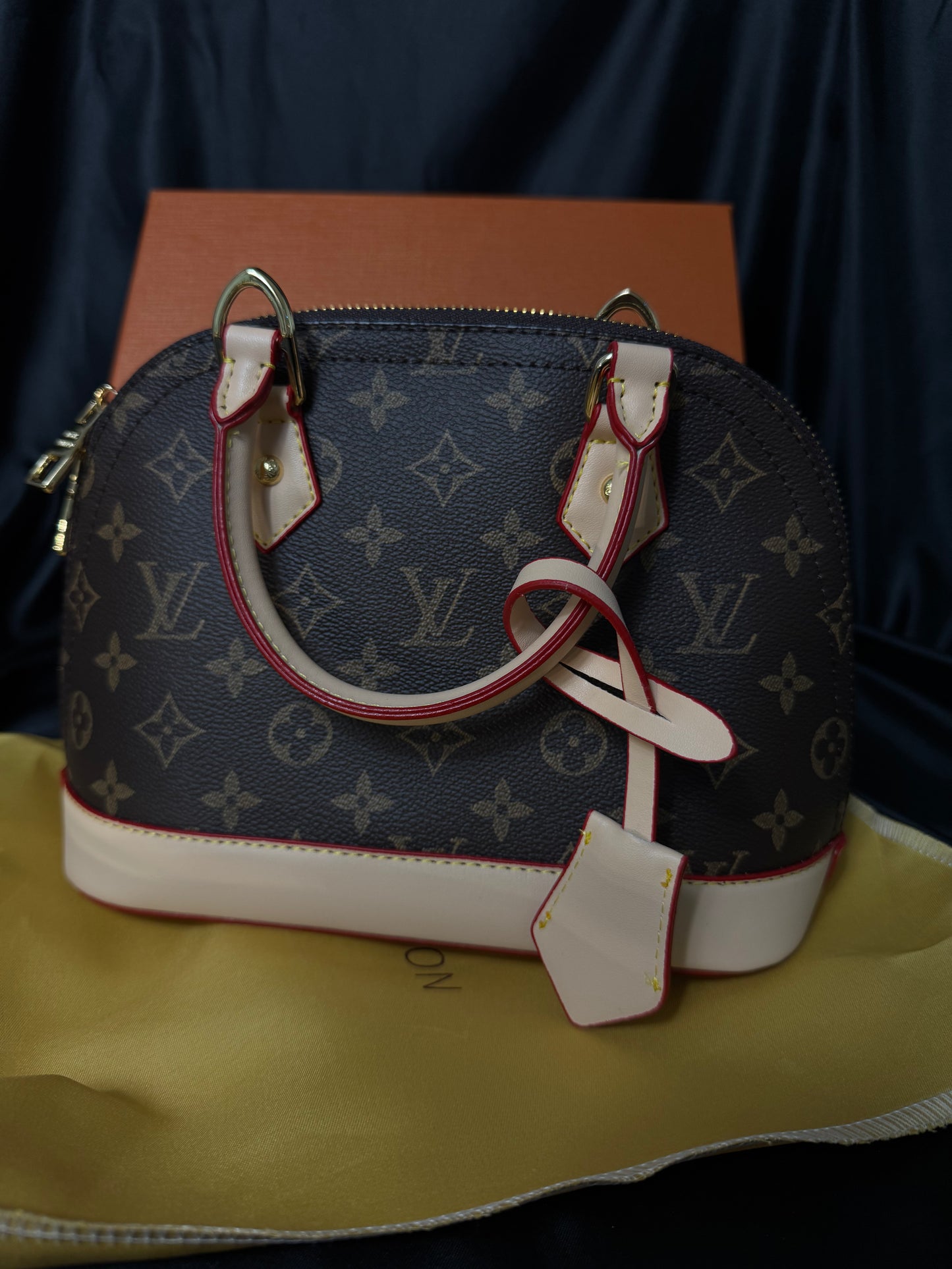 Louis Vuitton Alma BB Monogram