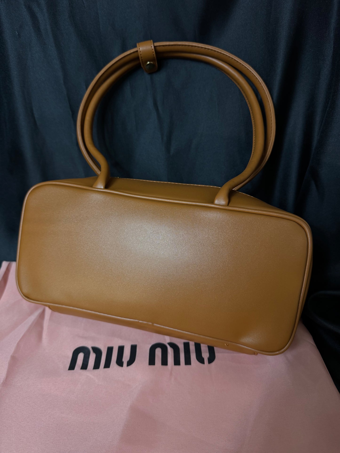 Miu Miu Beau Café
