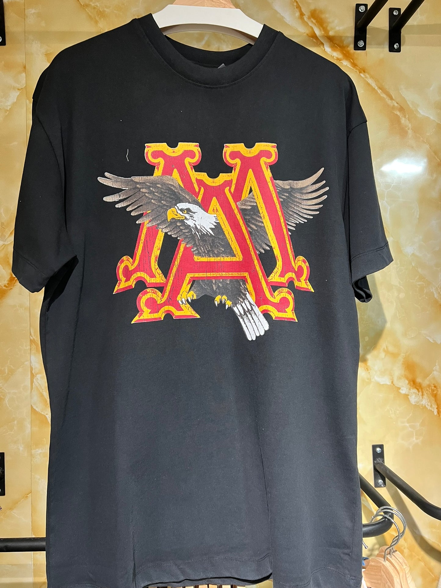 Playera Amiri Hollywood CA Edición Clásica