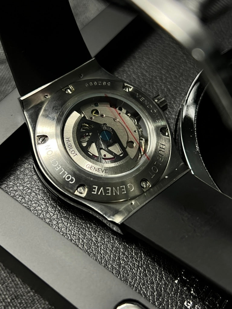 Hublot Classic Fussion Caucho
