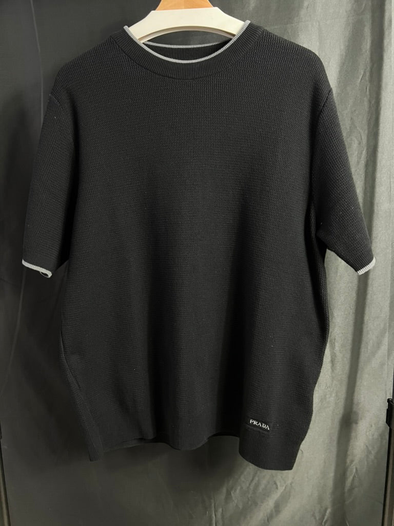 Playera Punto Prada Black UA