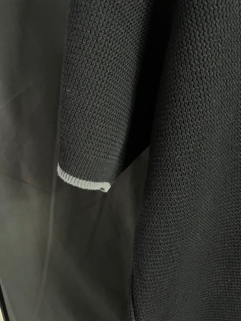Playera Punto Prada Black UA