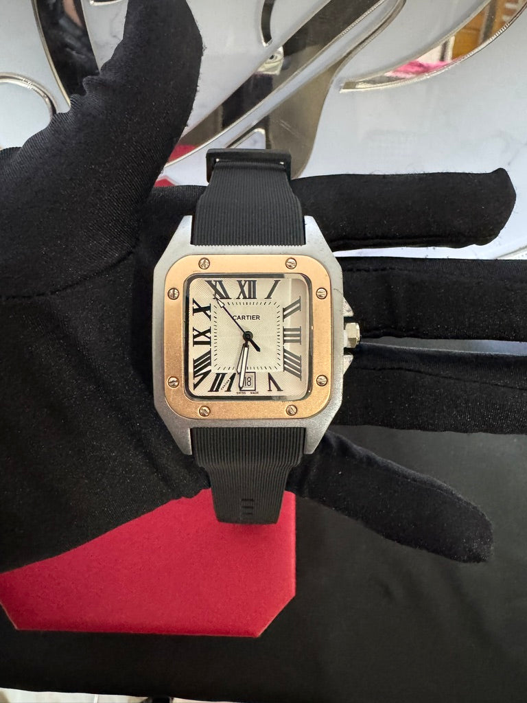 Reloj Cartier Santos Caucho Carátula Blanca y Dorado
