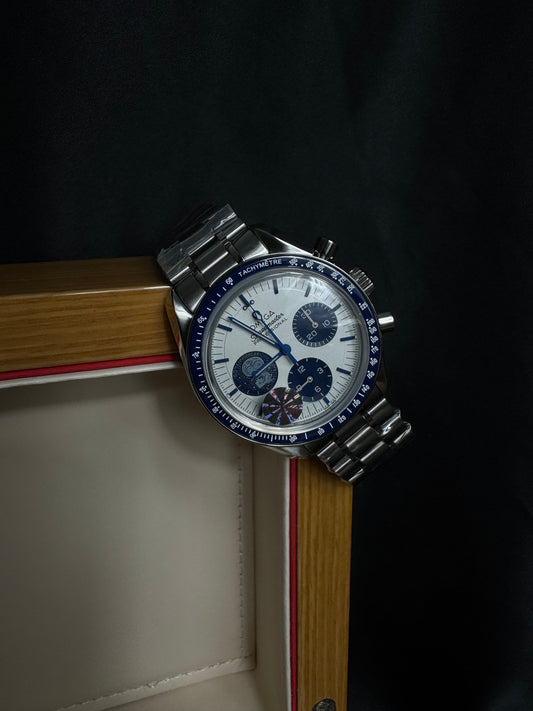 Omega Speedmaster "Snoopy"