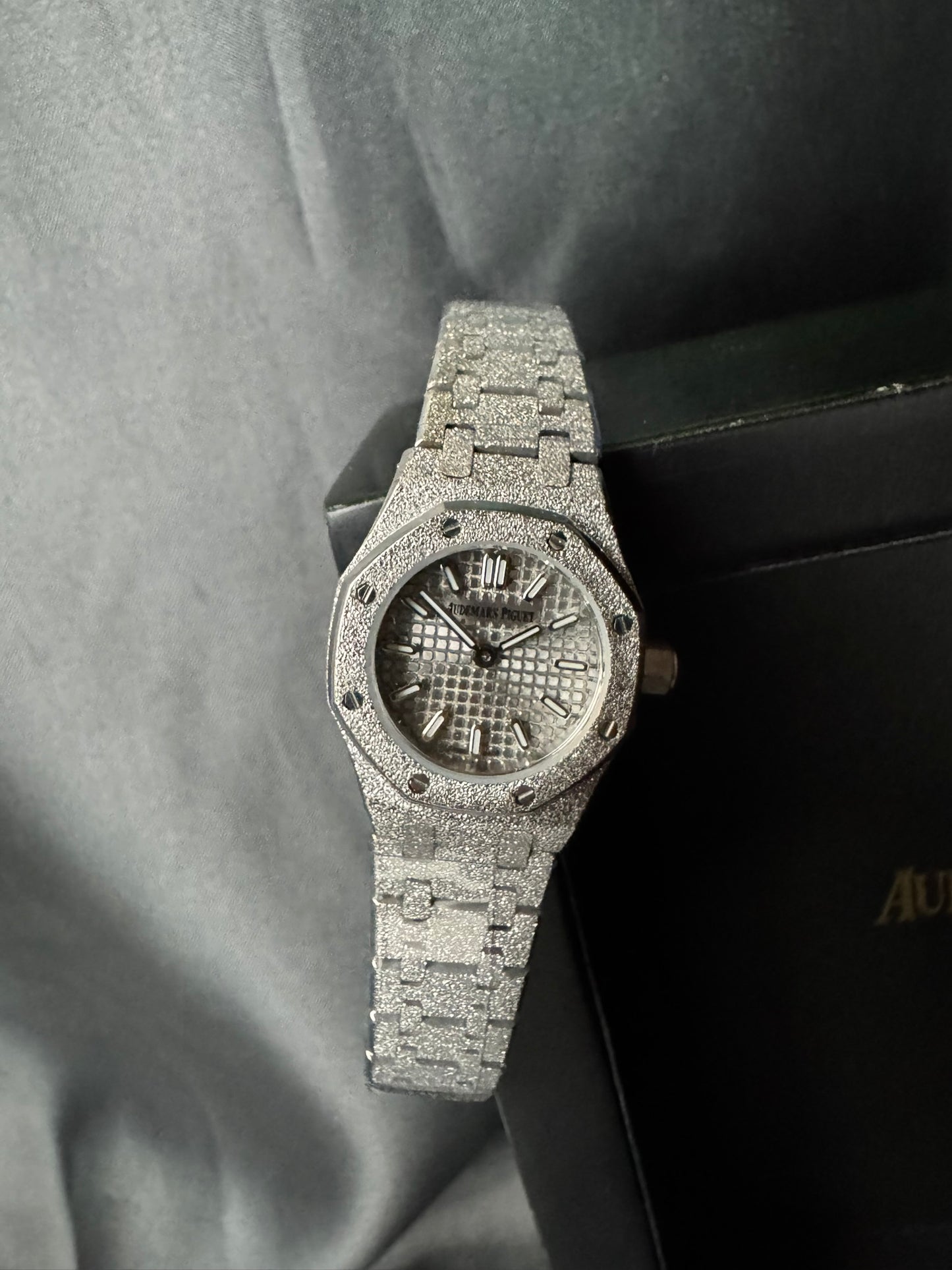 AP Royal Oak Mini Frosted Gold