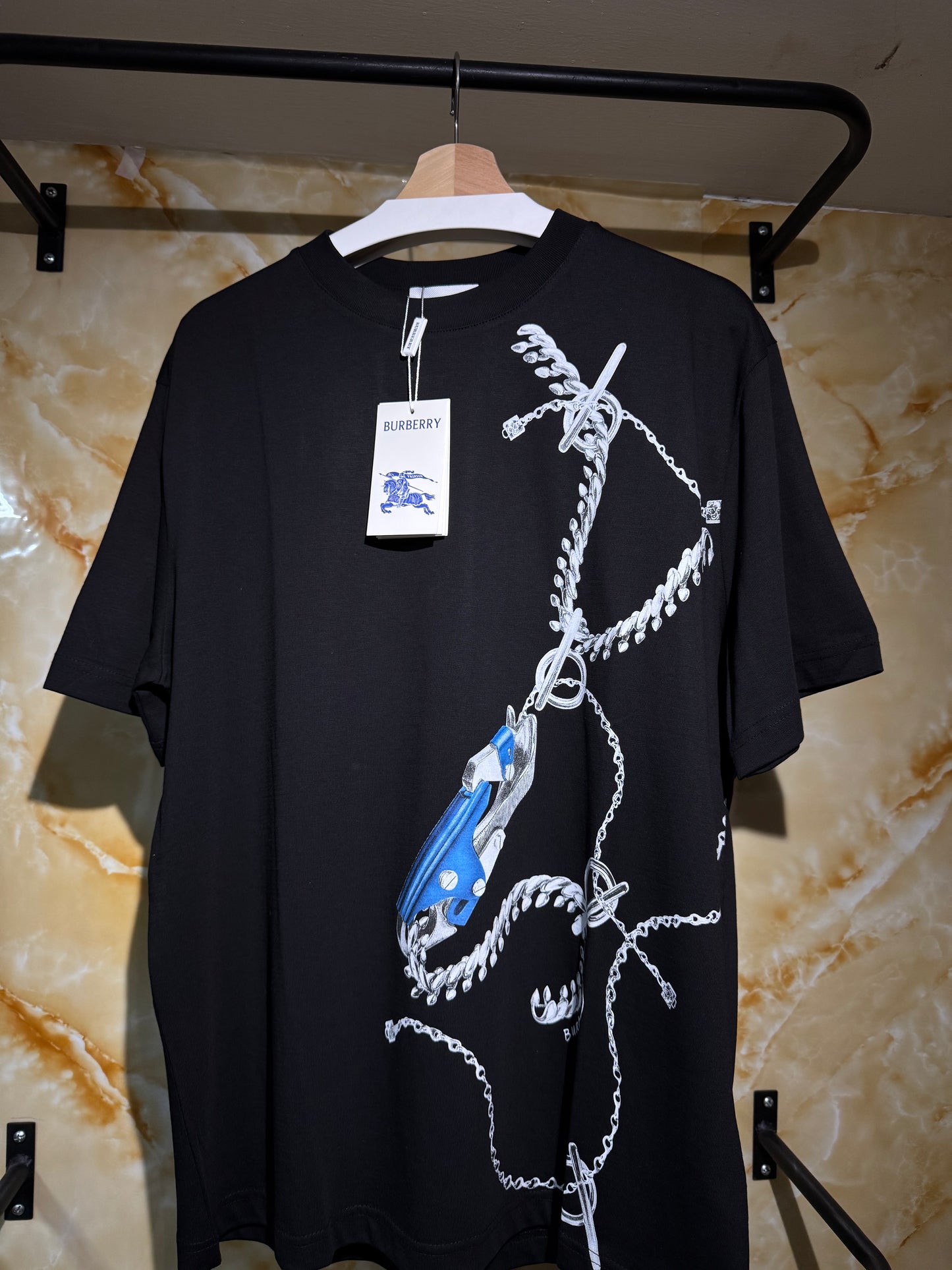 Burberry Chain Tool Graphic Black