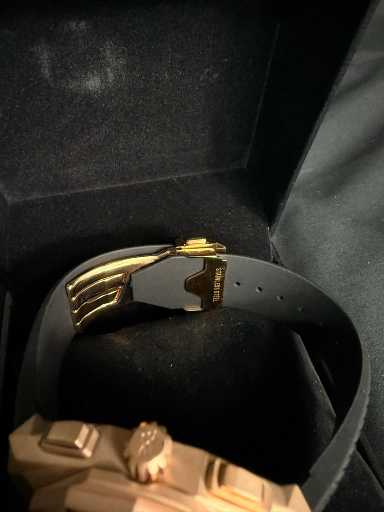 Hublot Classic Fussion Aerofusion Rose Gold