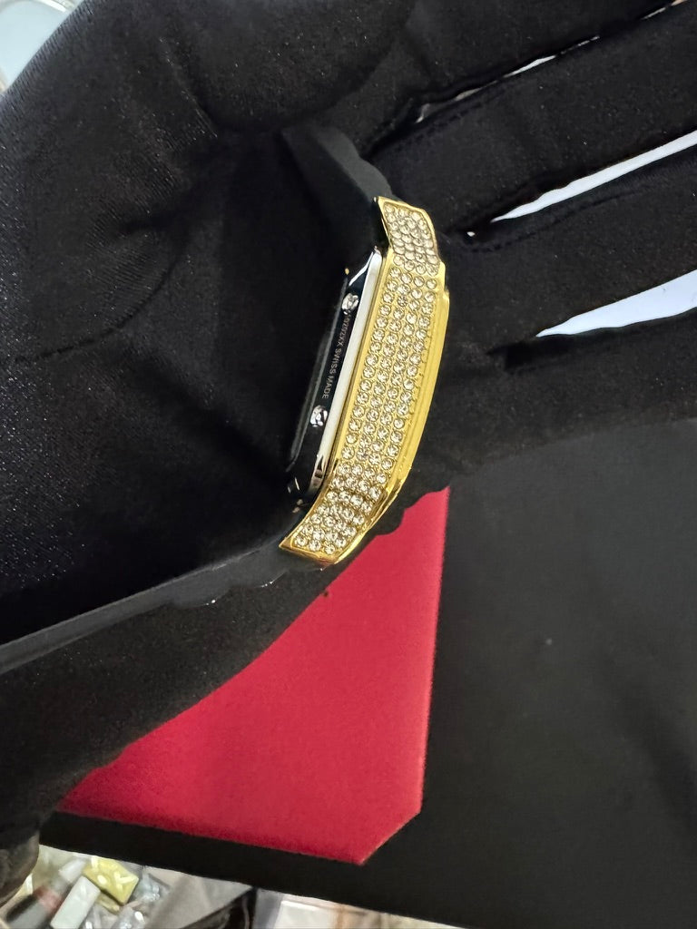 Reloj Cartier Santos Skeleton Caucho con Piedras en Dorado