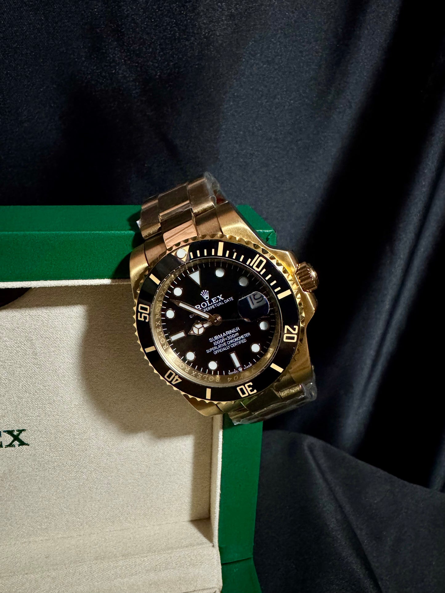 Rolex Submariner Date Dorado