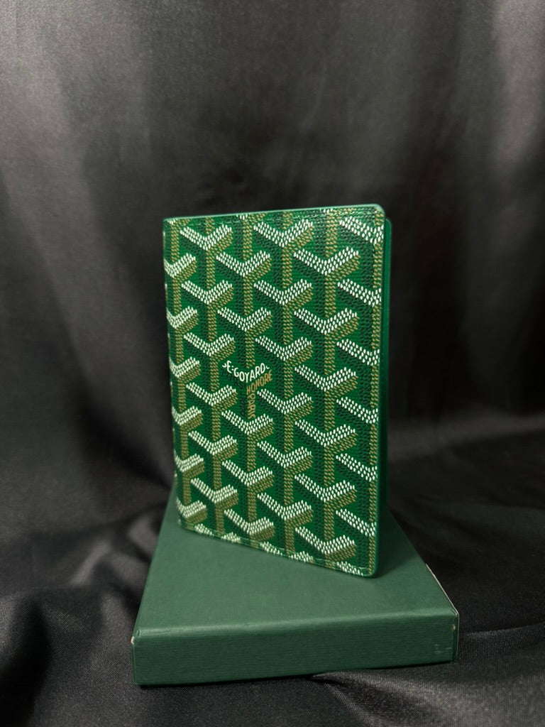 Goyard Portapasaporte Classic Green