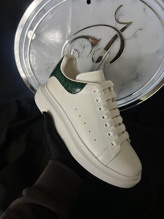 Alexander Mcqueen - Oversized Sneaker in Green and White